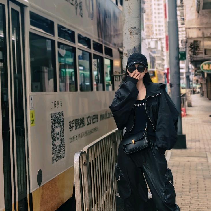 Anonymity。