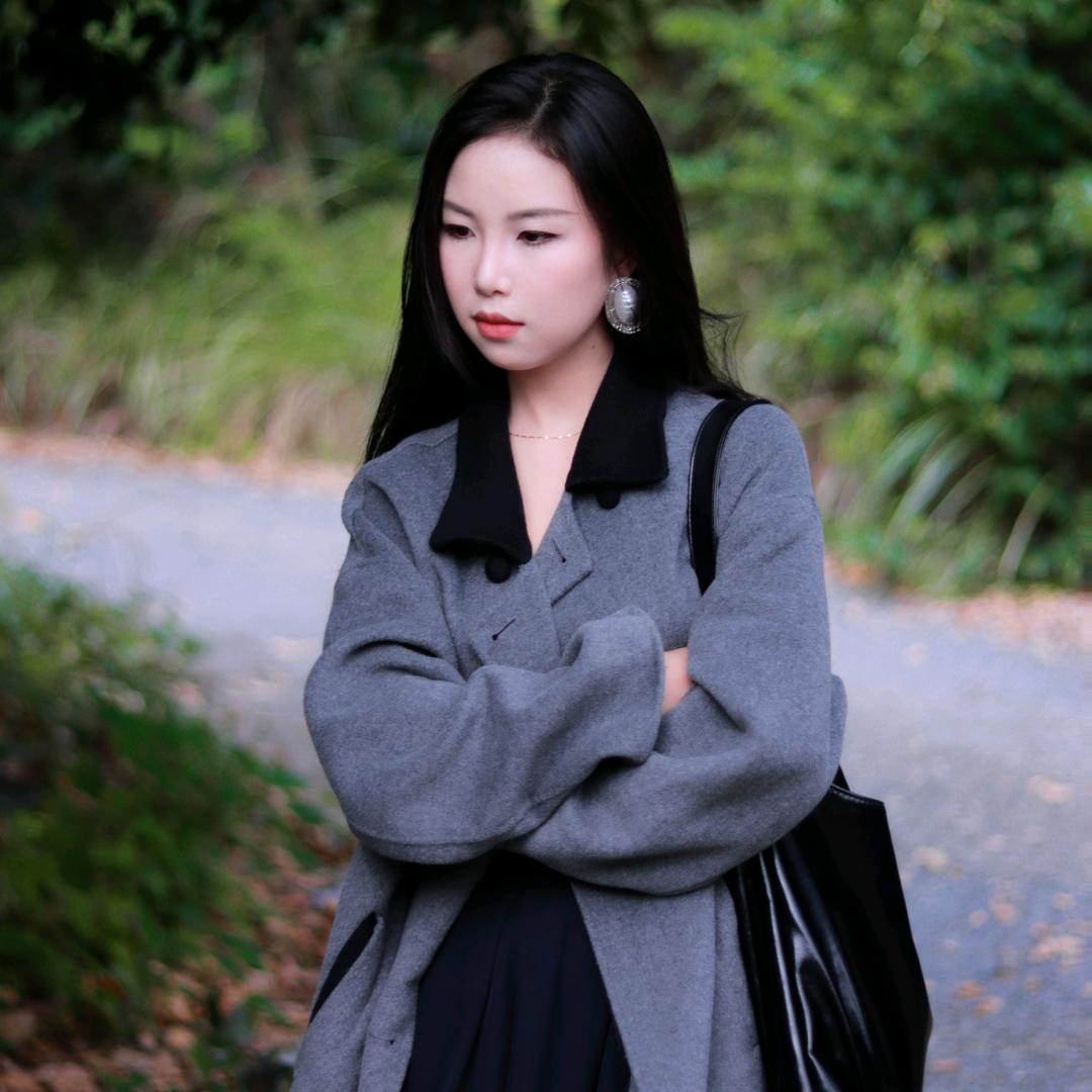 还是那个姝大脸