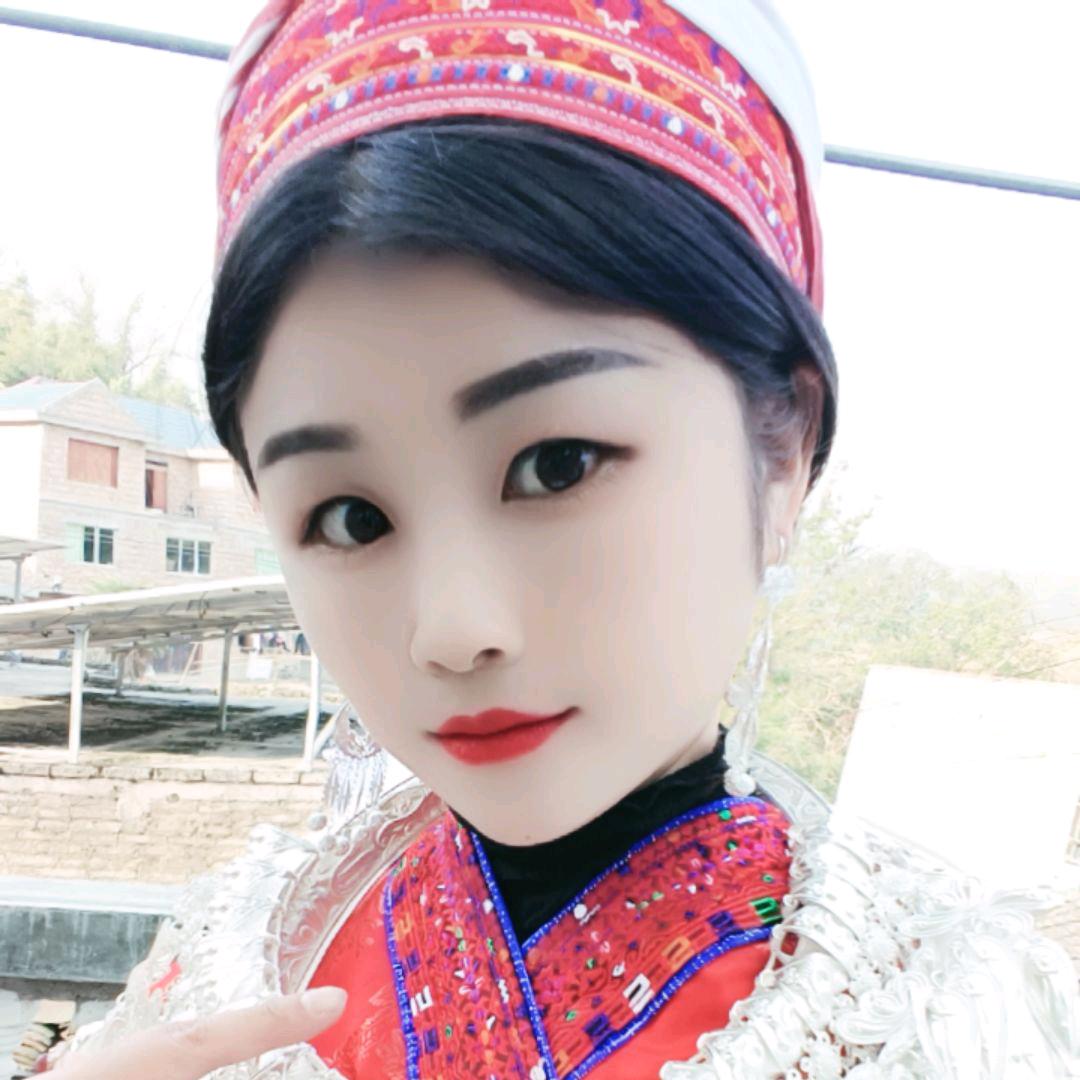 贵州苗家妹