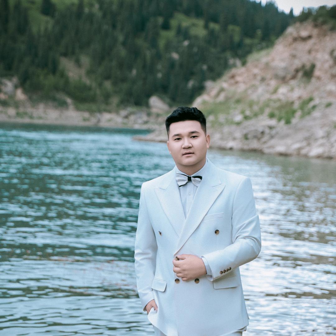 Elyar·Amar(亚尔）