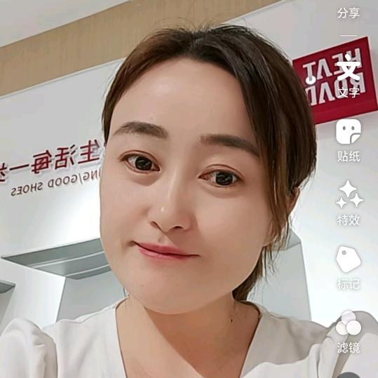 珠利莱女鞋郑州店李凡