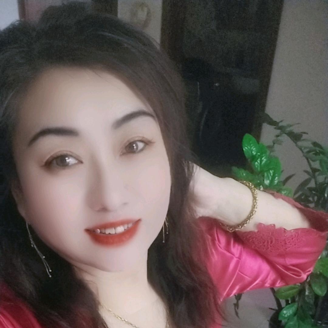 你永远都在我心里(｡･ω･｡)ﾉ♡