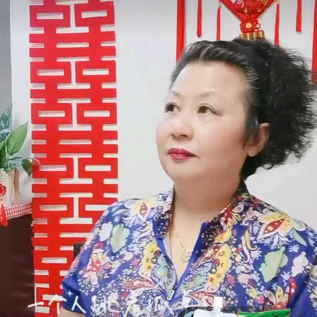 瑛子姐
