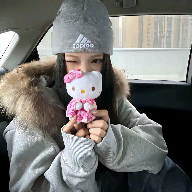 小柚^