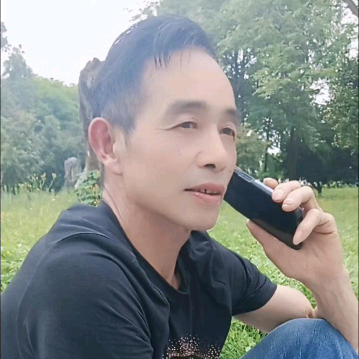 刘正球🌺