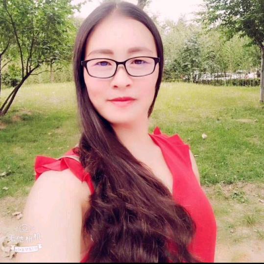 杨 婷