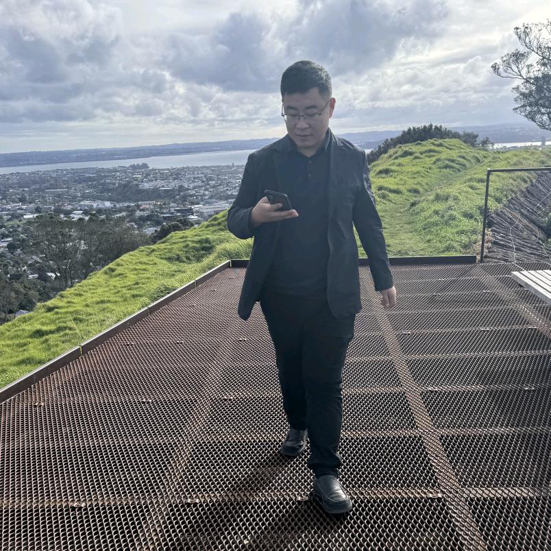 Tristan li