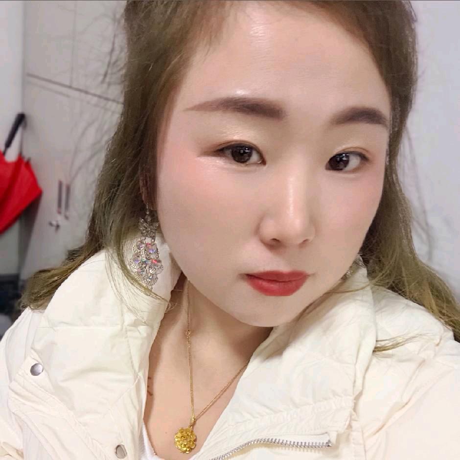 燕萍，