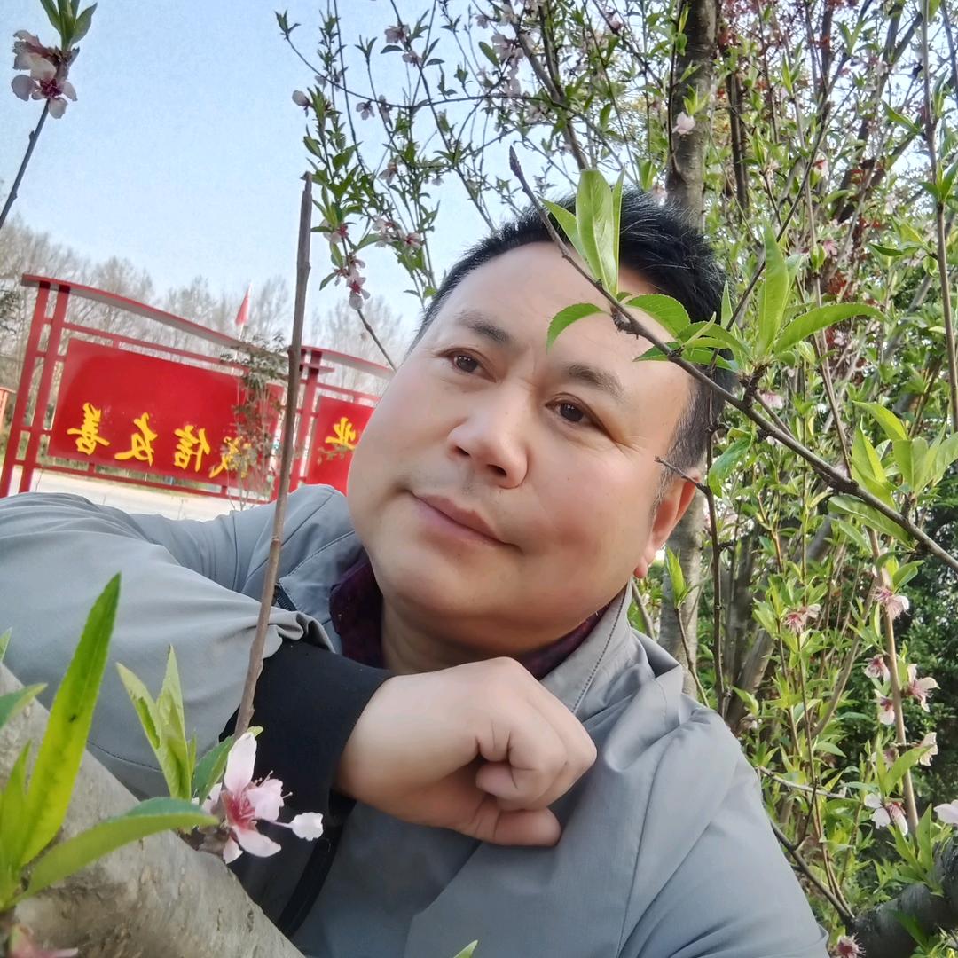 舞钢锋哥二胡