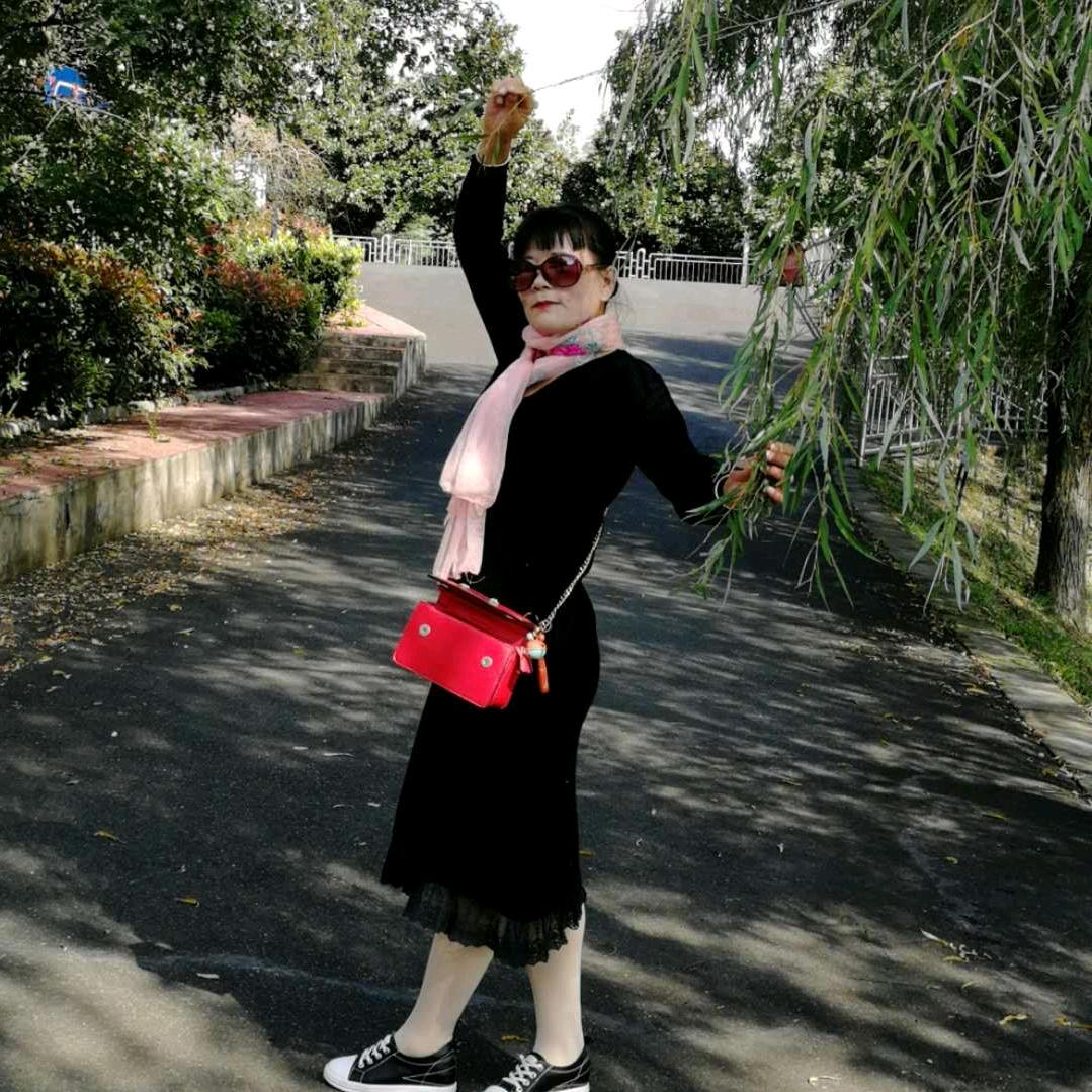 @阿语（正能量）