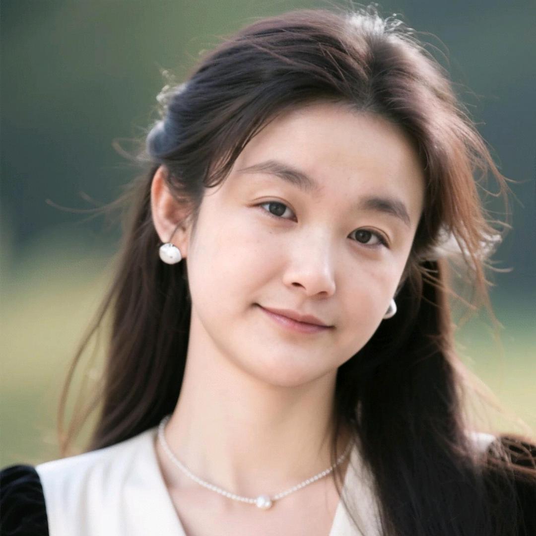 抚松小芳日杂厨具城白小白
