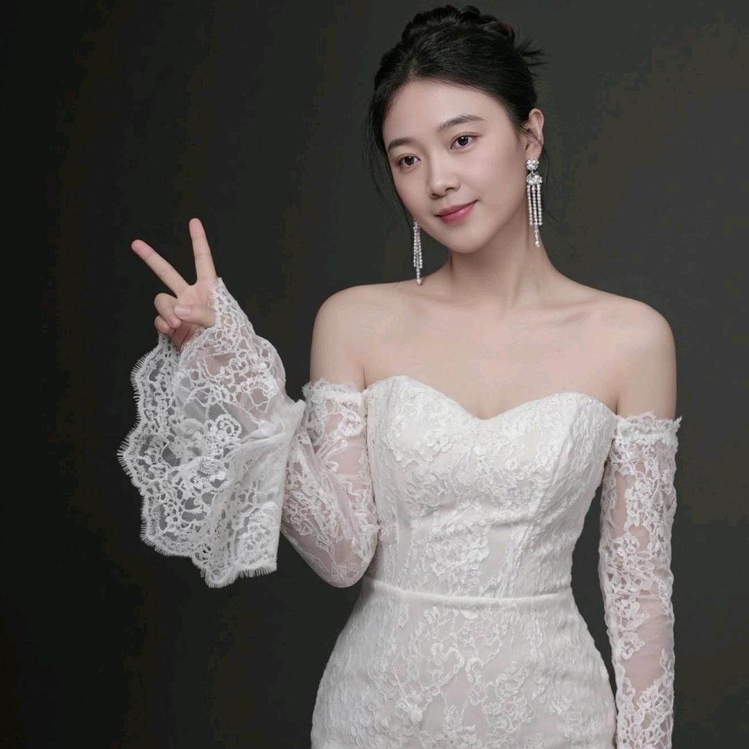 @এ᭄我是小梁吖࿆ྂঞ²⁰ོএ