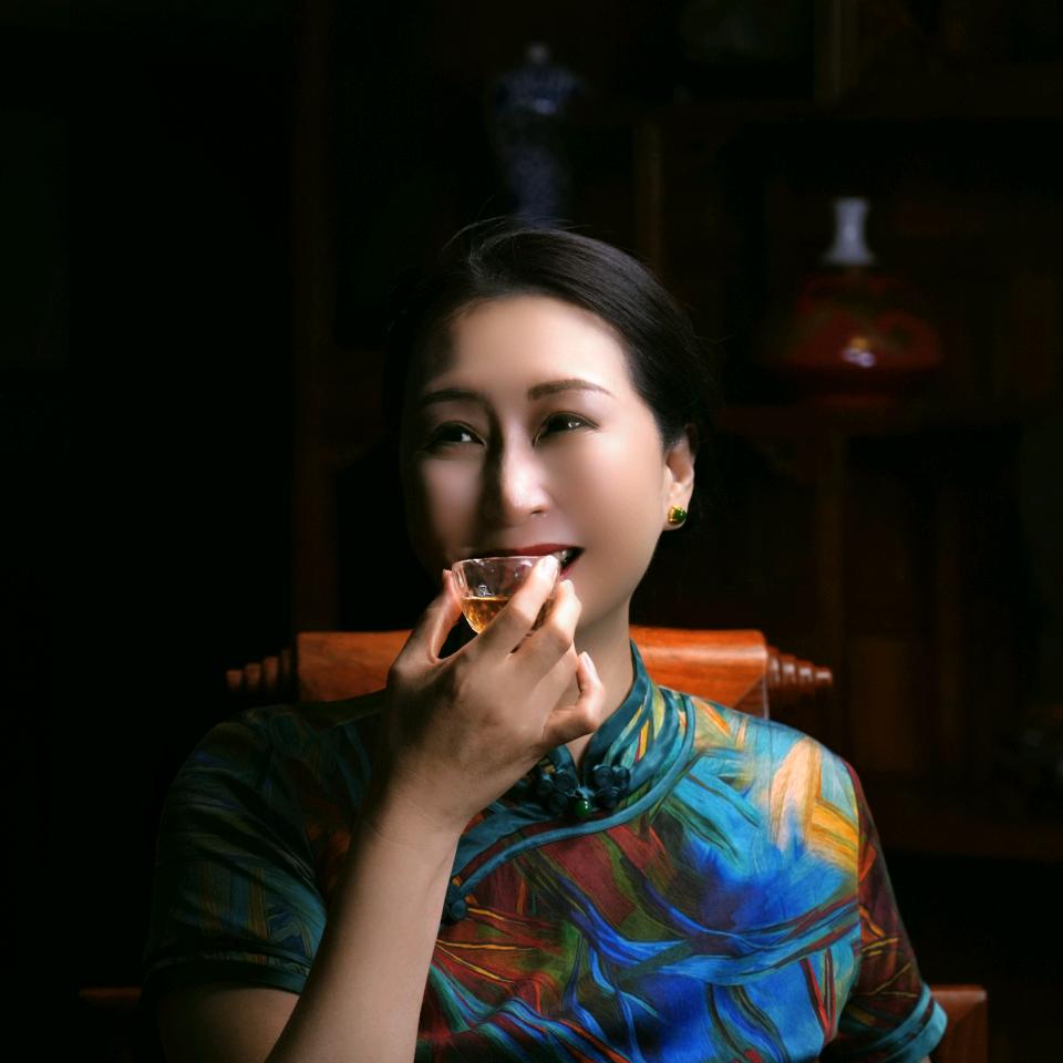曼妮