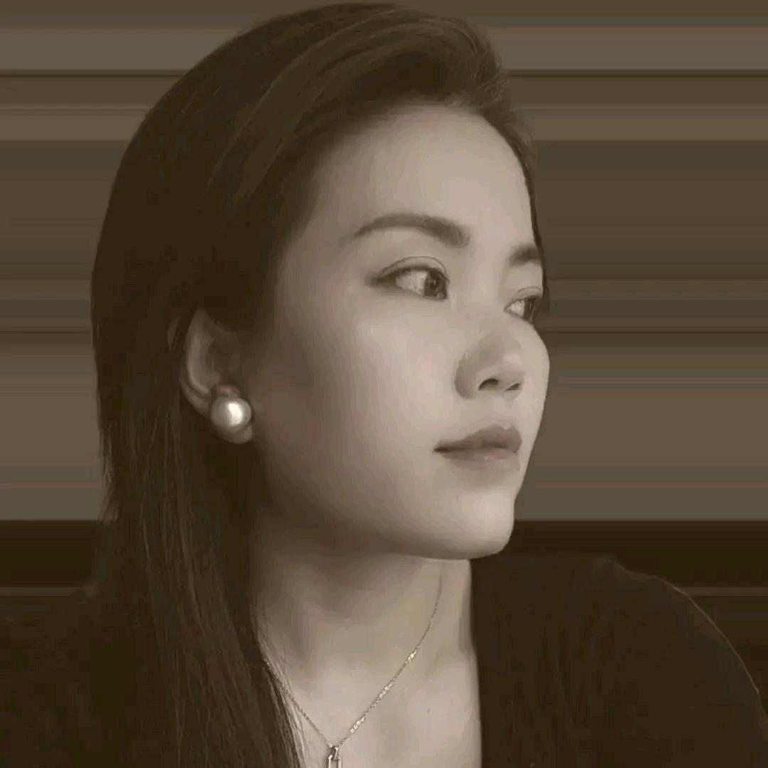 十五停姐妹服装，刘琴