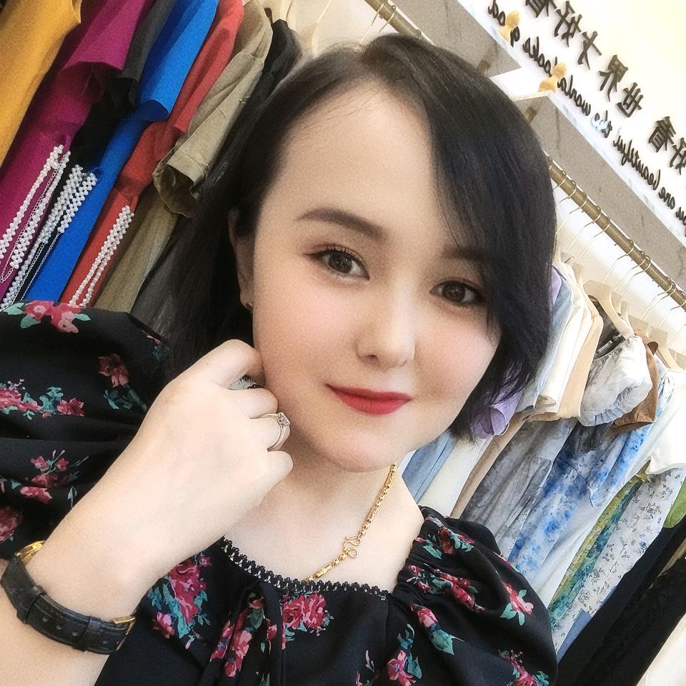 孜丽孜丽服装店