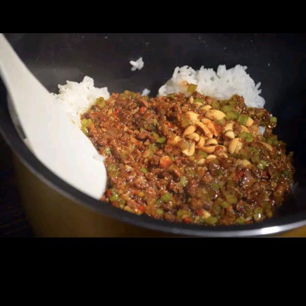 （十元管饱）