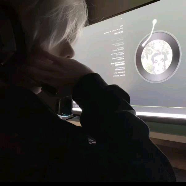 派派