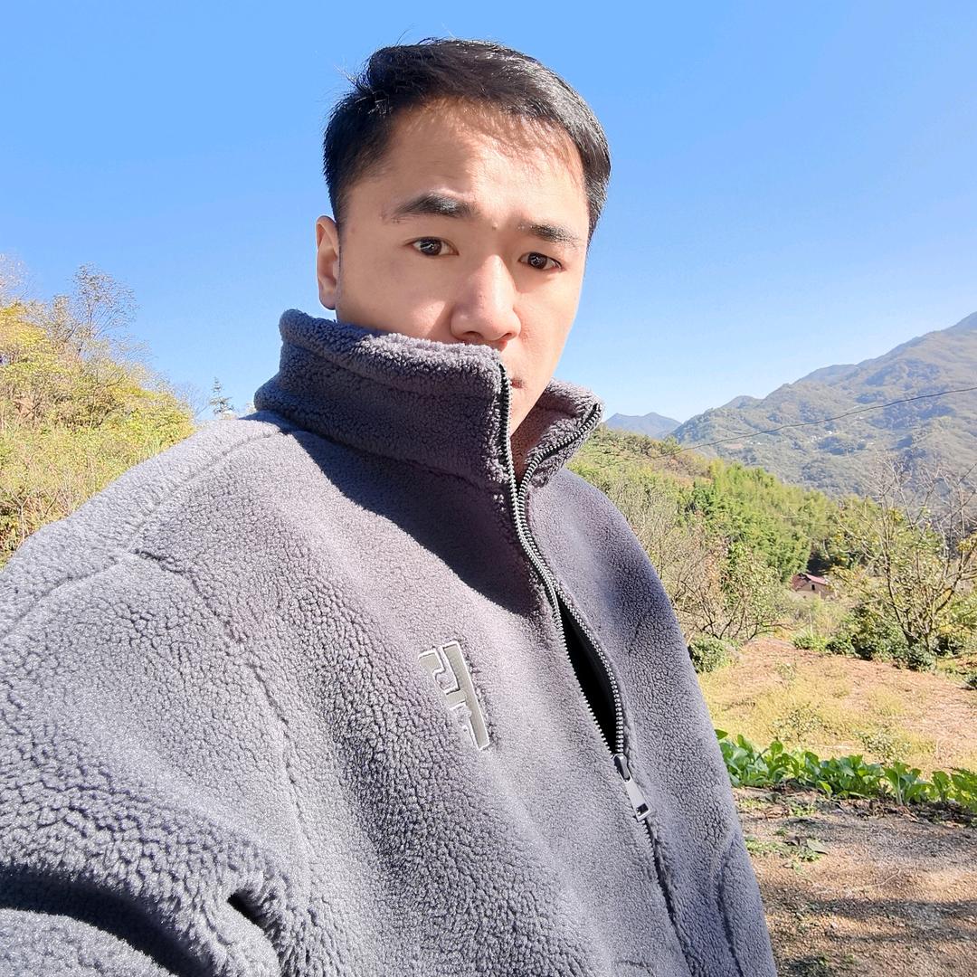 小耀跑刀（三角洲行动）