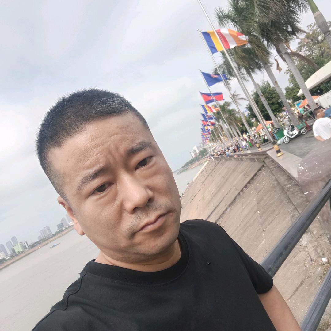邱良
