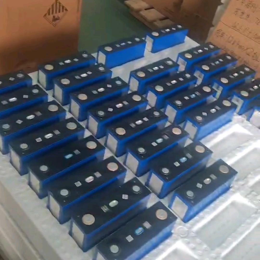 纳山海锂电池工厂