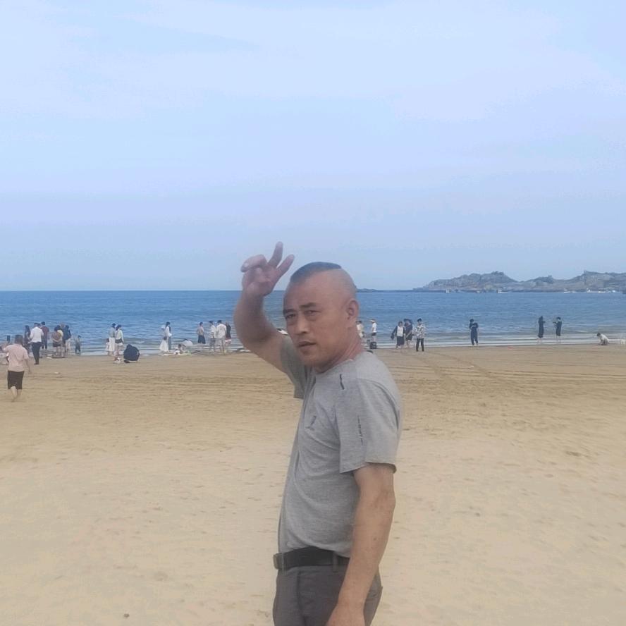 张灯不结彩