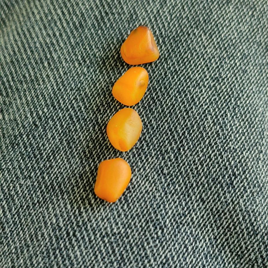 有石有玉🇨🇳🇨🇳