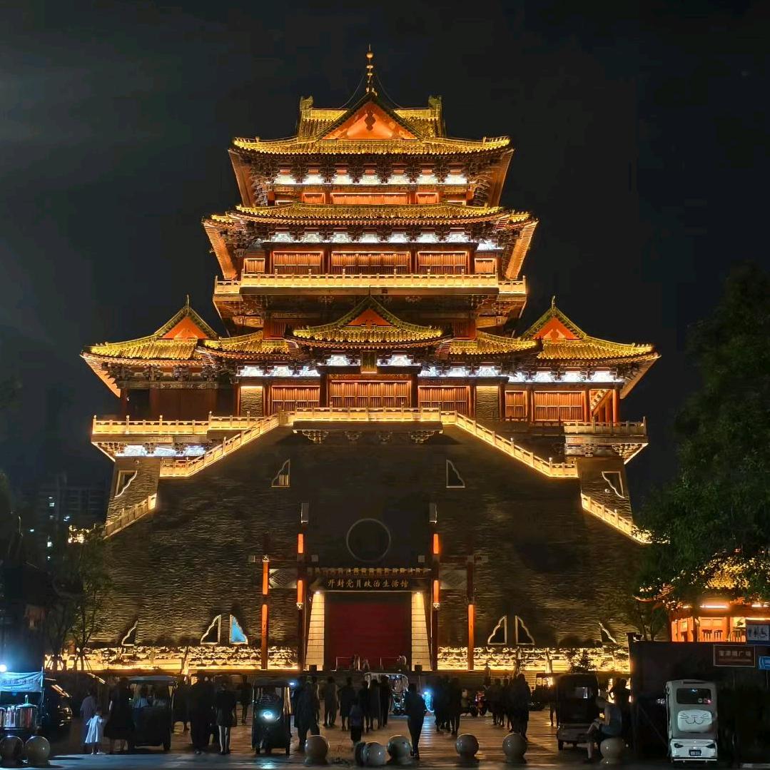 同心集团运营中心，托管