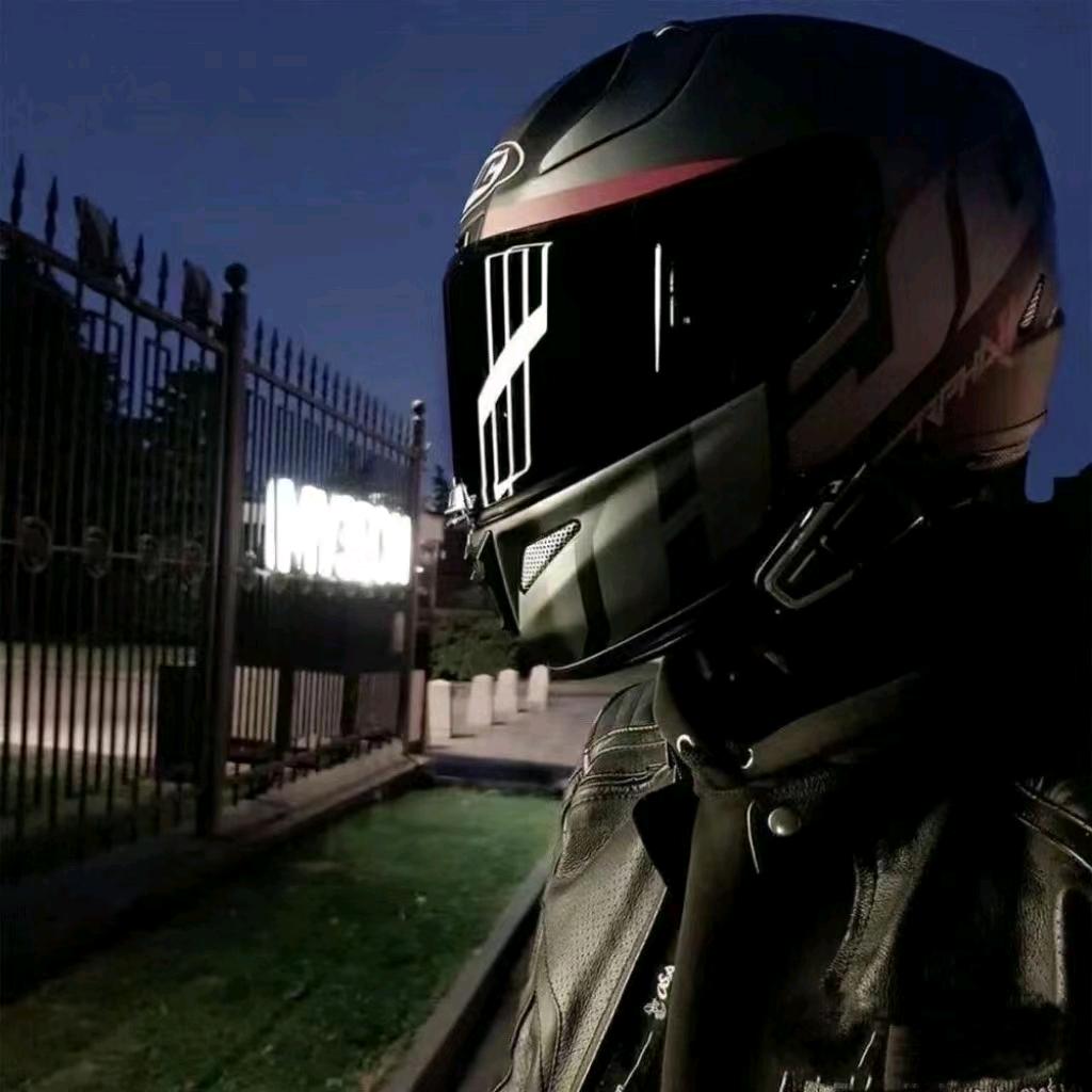 经典看剧操作员