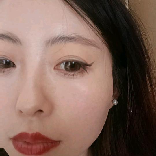 卖冻货的姐姐～(￣▽￣～)~