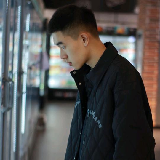 阿文休闲服饰