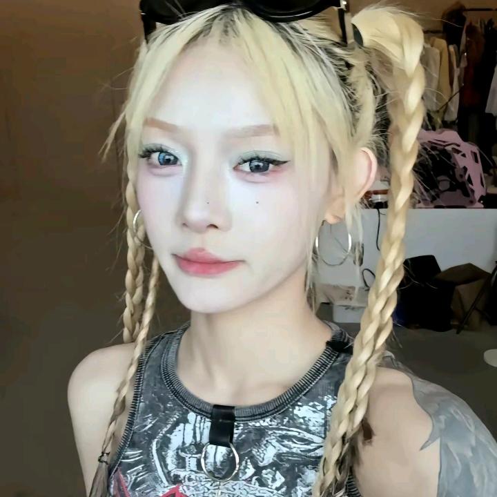 🌤叶康  🐷💫✨