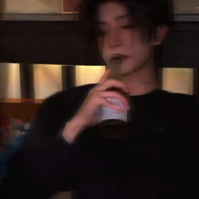 费费❁