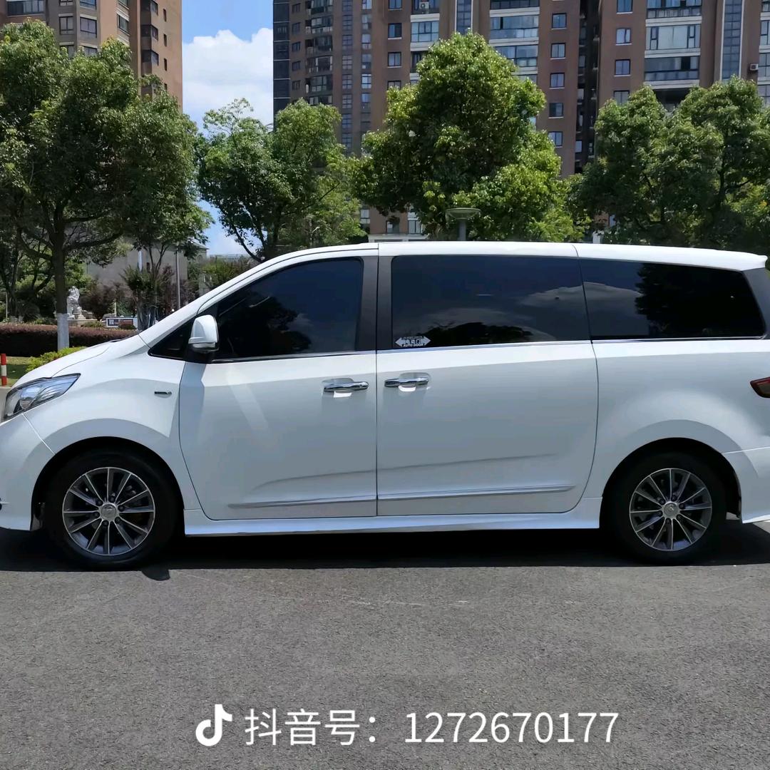 奎屯乌苏独山子到昌吉乌鲁木齐机场专线车