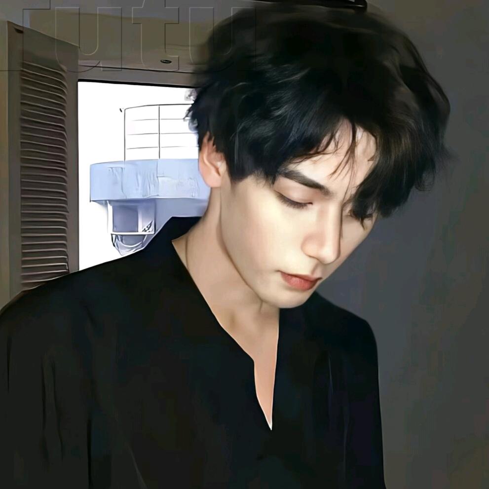 小新，，