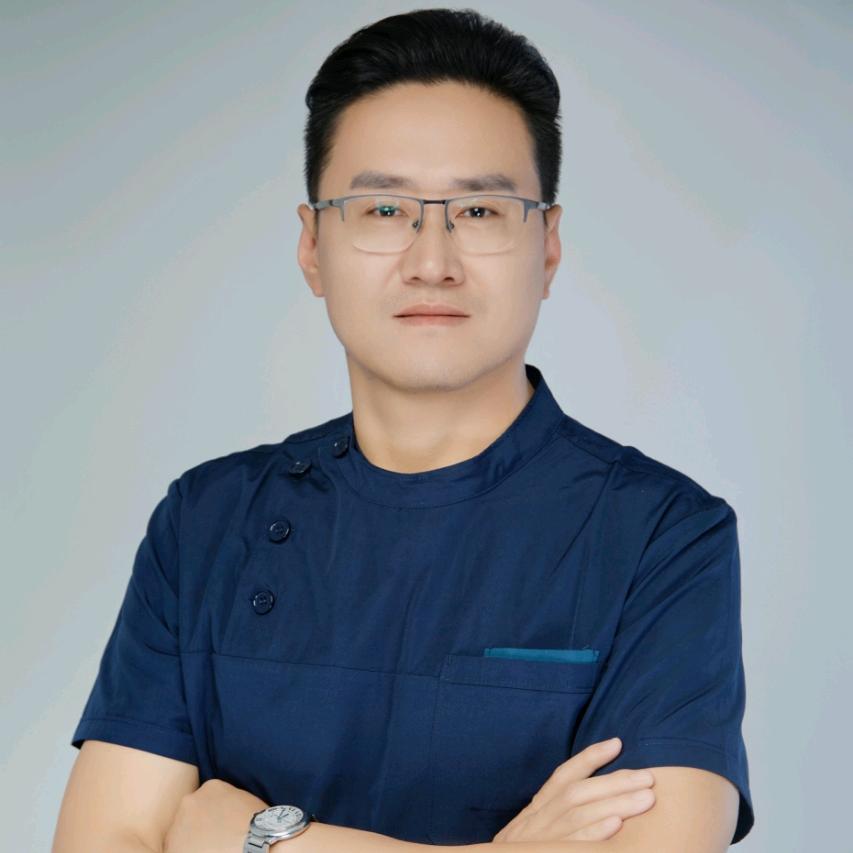 口腔医生张波