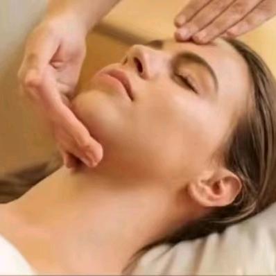 王利平（加工喜麻糖）