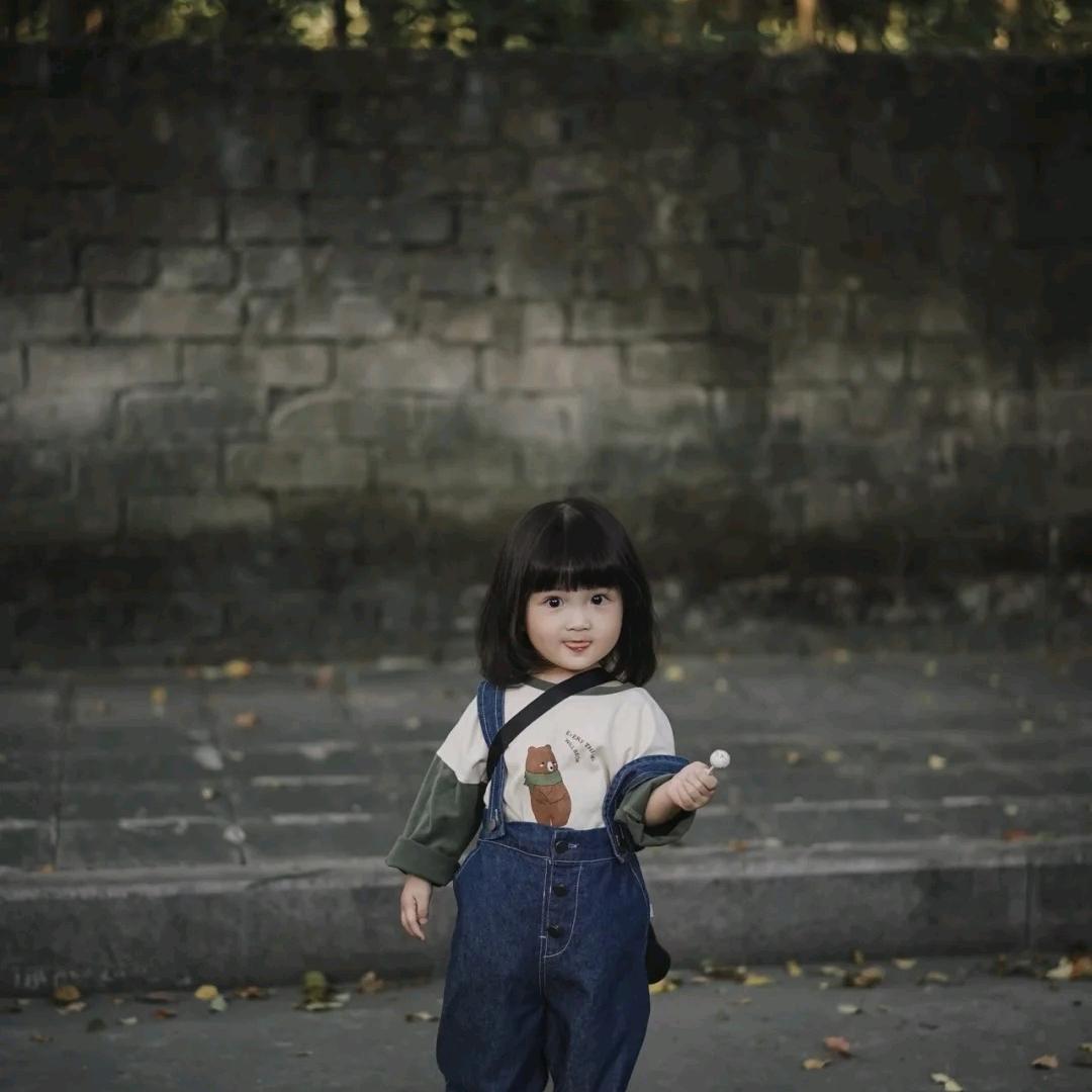 小Y