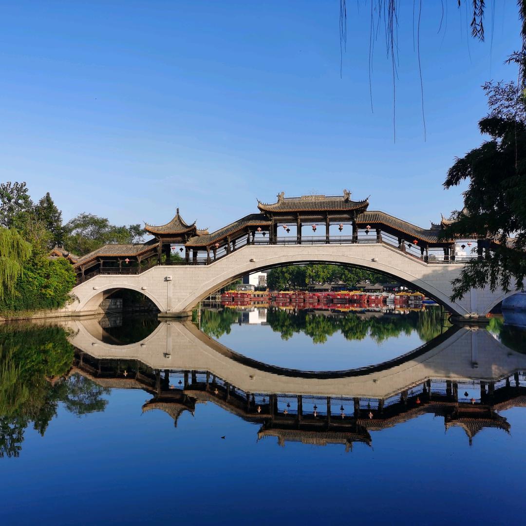 探寻奇景