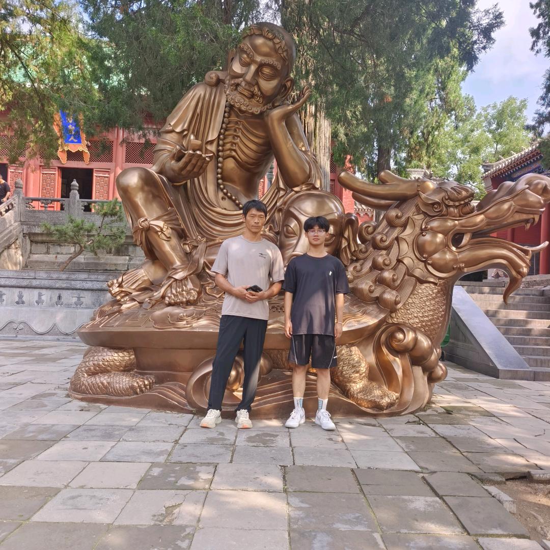 两个儿子妈妈