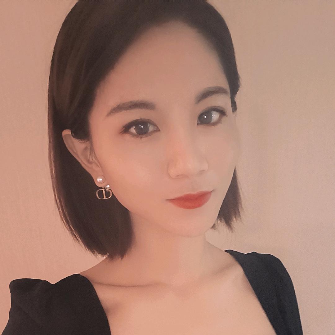 小茜£