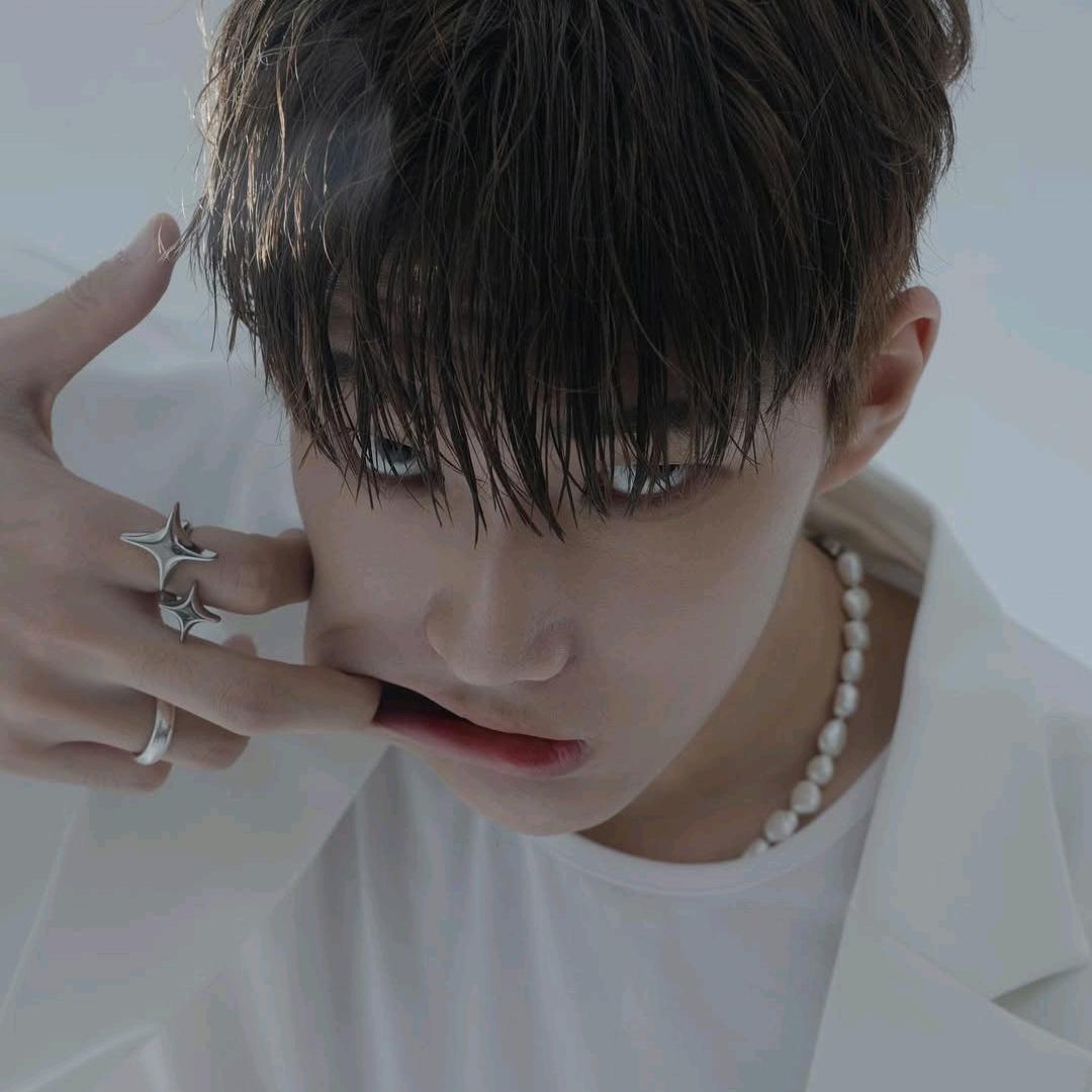 早西人三 三三 三三 三循环