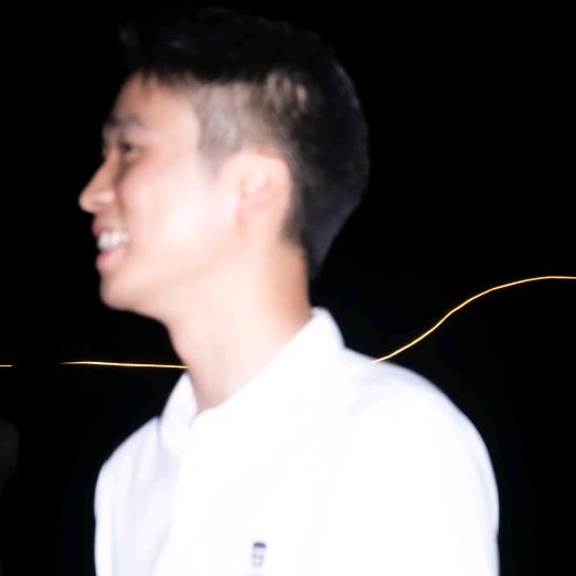 爱唱歌的小谢