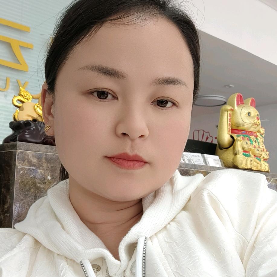 云科房产杨琴