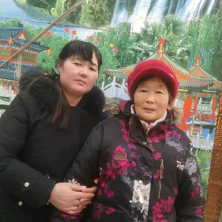 大嫂（霞姐）