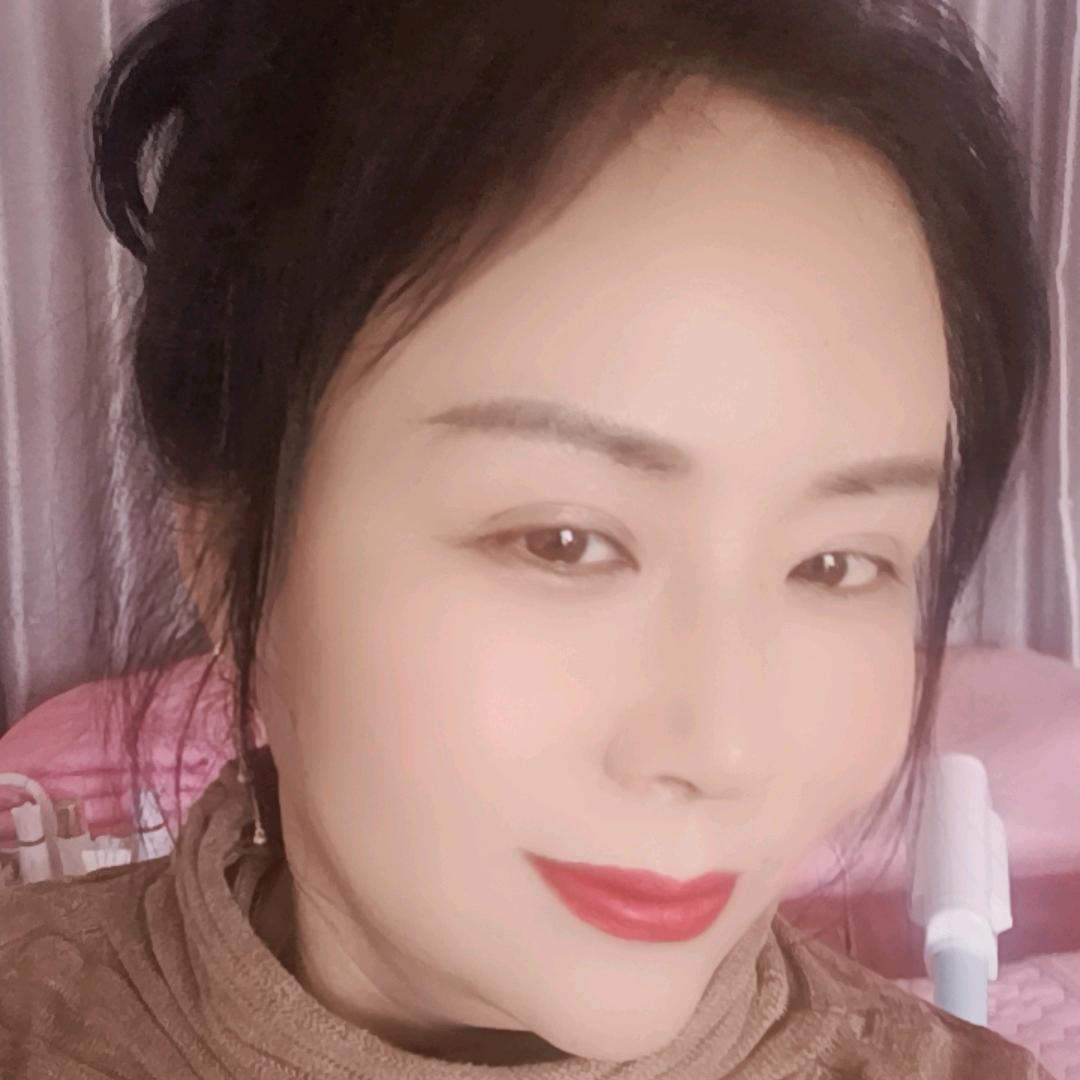 玖恩皮肤管理中心店长117