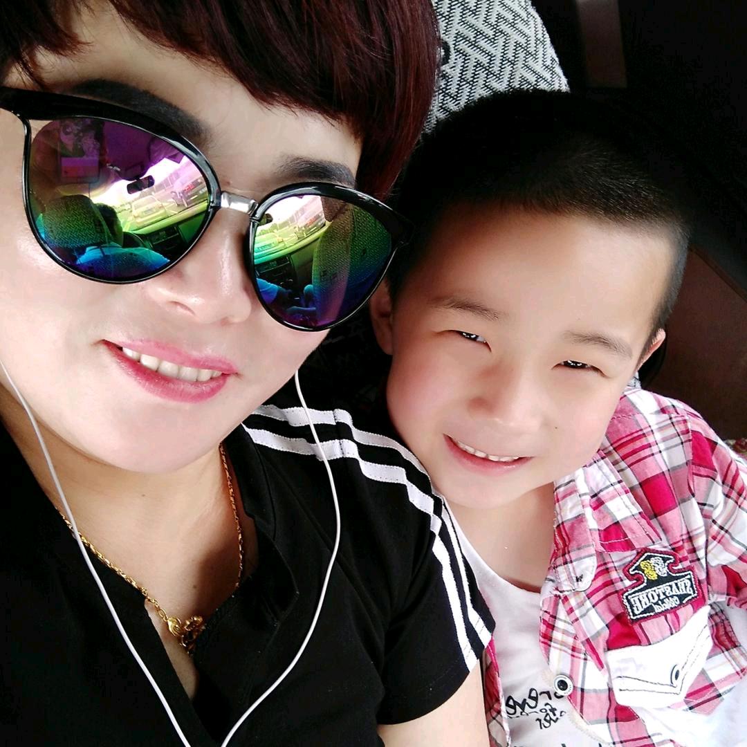 含心(ღ♡‿♡ღ)