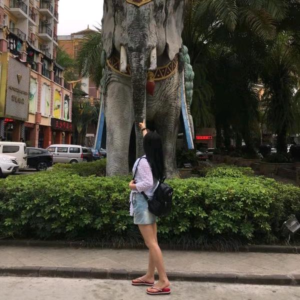 没有烦恼的傻妞