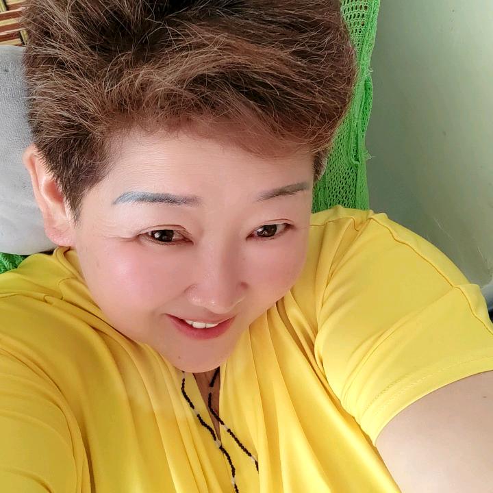 杨雁菲