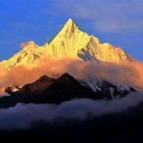 盛世华风百货商行