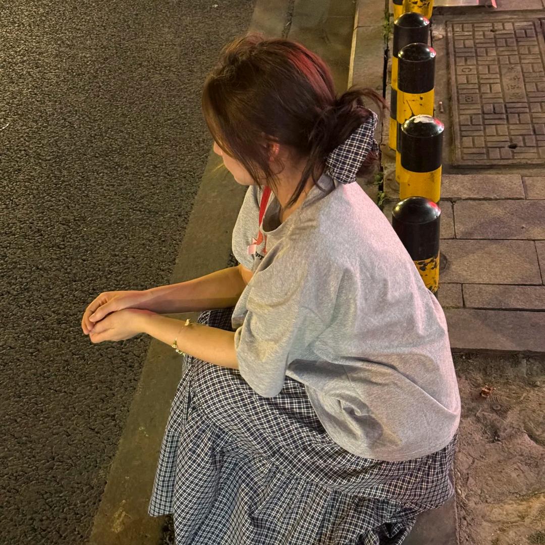 宝丽金